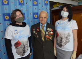 «Волонтеры Победы» поздравили ветеранов Великой Отечественной войны