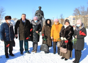 15 февраля  в г. Мценске у памятника воинам-интернационалистам состоялся торжественный митинг, посвященный  32-й годовщине вывода советских войск из Афганистана.
