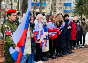 17 марта, в преддверии девятой годовщины присоединения Крыма, на братском захоронении в с. Отрадинское прошел торжественный митинг, который продолжился автопробегом.